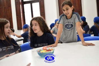 5º ano: doce estudo sobre as células em aula no Espaço Gourmet