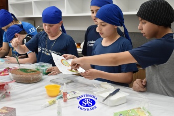 5º ano: doce estudo sobre as células em aula no Espaço Gourmet