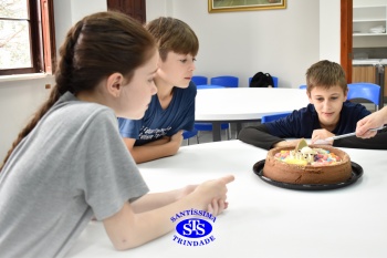 5º ano: doce estudo sobre as células em aula no Espaço Gourmet