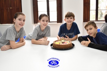 5º ano: doce estudo sobre as células em aula no Espaço Gourmet