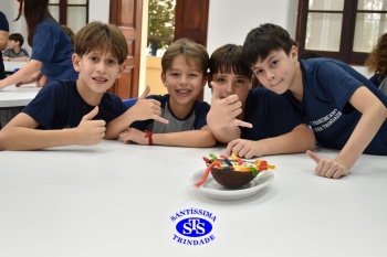 5º ano: doce estudo sobre as células em aula no Espaço Gourmet