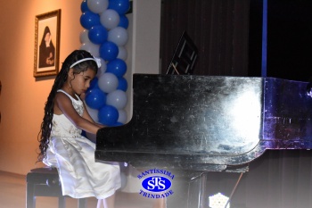 Recital Classes de Piano  é marcado por lindas apresentações dos alunos