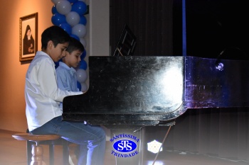 Recital Classes de Piano  é marcado por lindas apresentações dos alunos