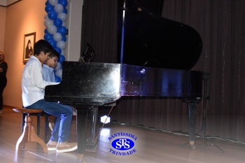 Recital Classes de Piano  é marcado por lindas apresentações dos alunos