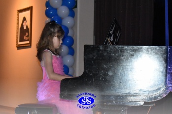 Recital Classes de Piano  é marcado por lindas apresentações dos alunos