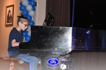 Recital Classes de Piano  é marcado por lindas apresentações dos alunos