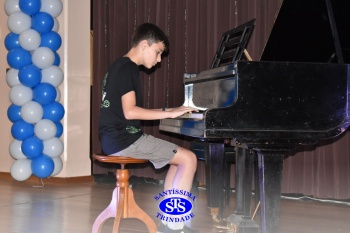 Recital Classes de Piano  é marcado por lindas apresentações dos alunos