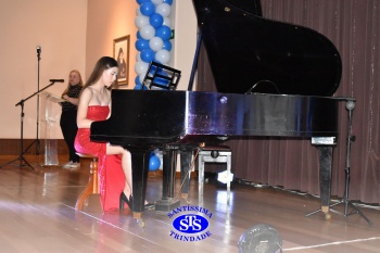 Recital Classes de Piano  é marcado por lindas apresentações dos alunos