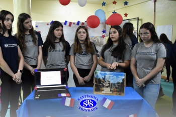 Stop Motion é utilizado para narrar a história da Revolução Francesa