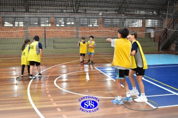 Gincana Esportiva proporciona momentos de convivência e diversão | 4º ano