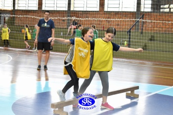 Gincana Esportiva proporciona momentos de convivência e diversão | 4º ano