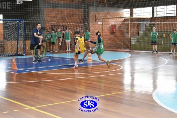 Gincana Esportiva proporciona momentos de convivência e diversão | 4º ano