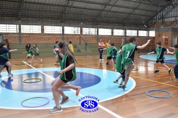 Gincana Esportiva proporciona momentos de convivência e diversão | 4º ano