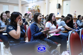 Vamos recordar dos momentos de emoção do último dia de aula da 3ª série?