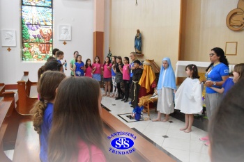 Estudantes celebram o sentido do Natal e fortalecem laços de amizade na Capela