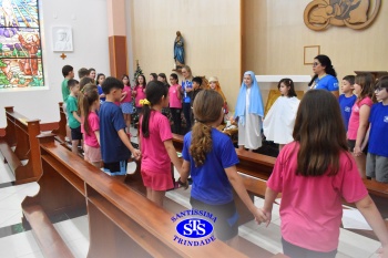 Estudantes celebram o sentido do Natal e fortalecem laços de amizade na Capela