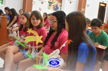 Estudantes celebram o sentido do Natal e fortalecem laços de amizade na Capela