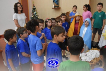 Estudantes celebram o sentido do Natal e fortalecem laços de amizade na Capela