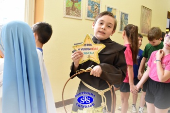 Estudantes celebram o sentido do Natal e fortalecem laços de amizade na Capela