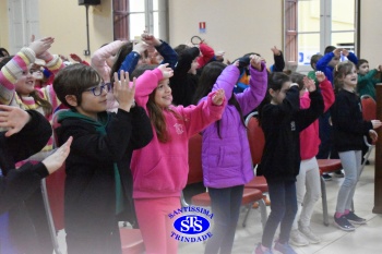 Alunos do 3º ano recebem visita da Turminha do Erico 