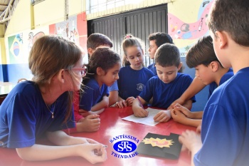 Projeto baú literário introduz as produções textuais | 2º ano