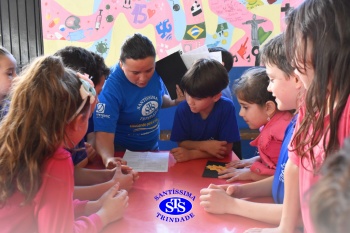 Projeto baú literário introduz as produções textuais | 2º ano