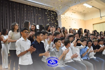 Formatura do 9º ano celebra a passagem para o Ensino Médio