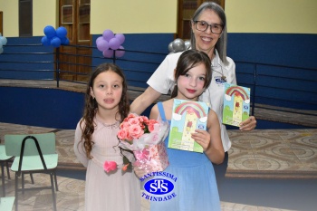 Lançamento da 27ª edição do Livro ‘Nossas Histórias’ | 2º ano