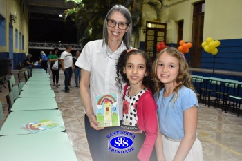 Lançamento da 27ª edição do Livro ‘Nossas Histórias’ | 2º ano