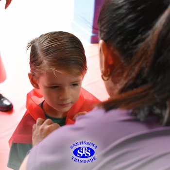 Estudantes retornam às aulas