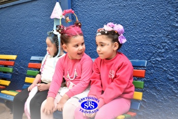 Desfile do Cabelo Maluco na Educação Infantil 