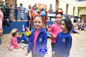 Desfile do Cabelo Maluco na Educação Infantil 