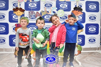 Desfile do Cabelo Maluco na Educação Infantil 