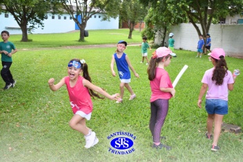 Diversão sobre rodas na Party Tour celebra a conclusão da Educação Infantil