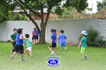 Diversão sobre rodas na Party Tour celebra a conclusão da Educação Infantil