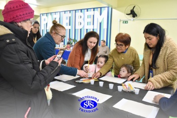 Alunos do Infantil 3 comemoram o Dia dos Avós com atividades especiais