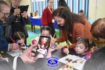 Alunos do Infantil 3 comemoram o Dia dos Avós com atividades especiais