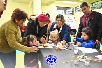 Alunos do Infantil 3 comemoram o Dia dos Avós com atividades especiais