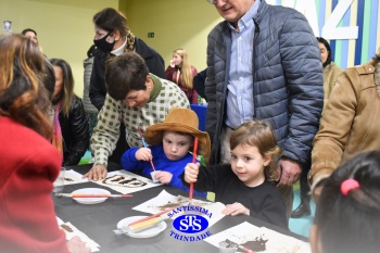 Alunos do Infantil 3 comemoram o Dia dos Avós com atividades especiais