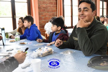 Infantil 5 comemora o Dia dos Avós com um bingo no Parque Franciscano STS