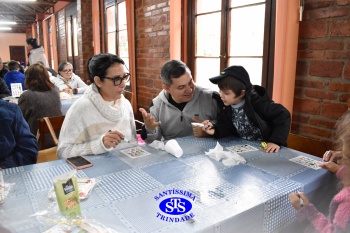 Infantil 5 comemora o Dia dos Avós com um bingo no Parque Franciscano STS