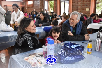 Infantil 5 comemora o Dia dos Avós com um bingo no Parque Franciscano STS