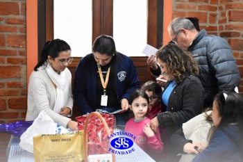 Infantil 5 comemora o Dia dos Avós com um bingo no Parque Franciscano STS