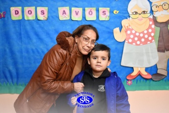 Infantil 5 comemora o Dia dos Avós com um bingo no Parque Franciscano STS