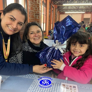 Infantil 5 comemora o Dia dos Avós com um bingo no Parque Franciscano STS