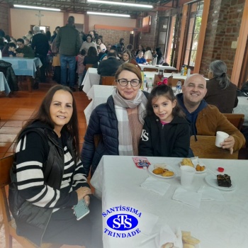 Infantil 5 comemora o Dia dos Avós com um bingo no Parque Franciscano STS