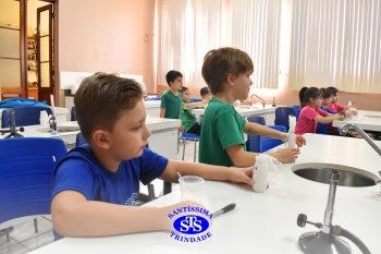 Alunos do 1º Ano desenvolvem habilidades com atividades lúdicas