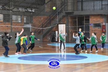 Alunos do 4º ano participam de diversas atividades na Gincana Esportiva 