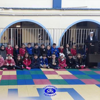 Alunos do Infantil 5 receberam visita especial