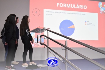 Seminário de Iniciação a Pesquisa desenvolve o senso crítico e a oratória | Ensino Médio